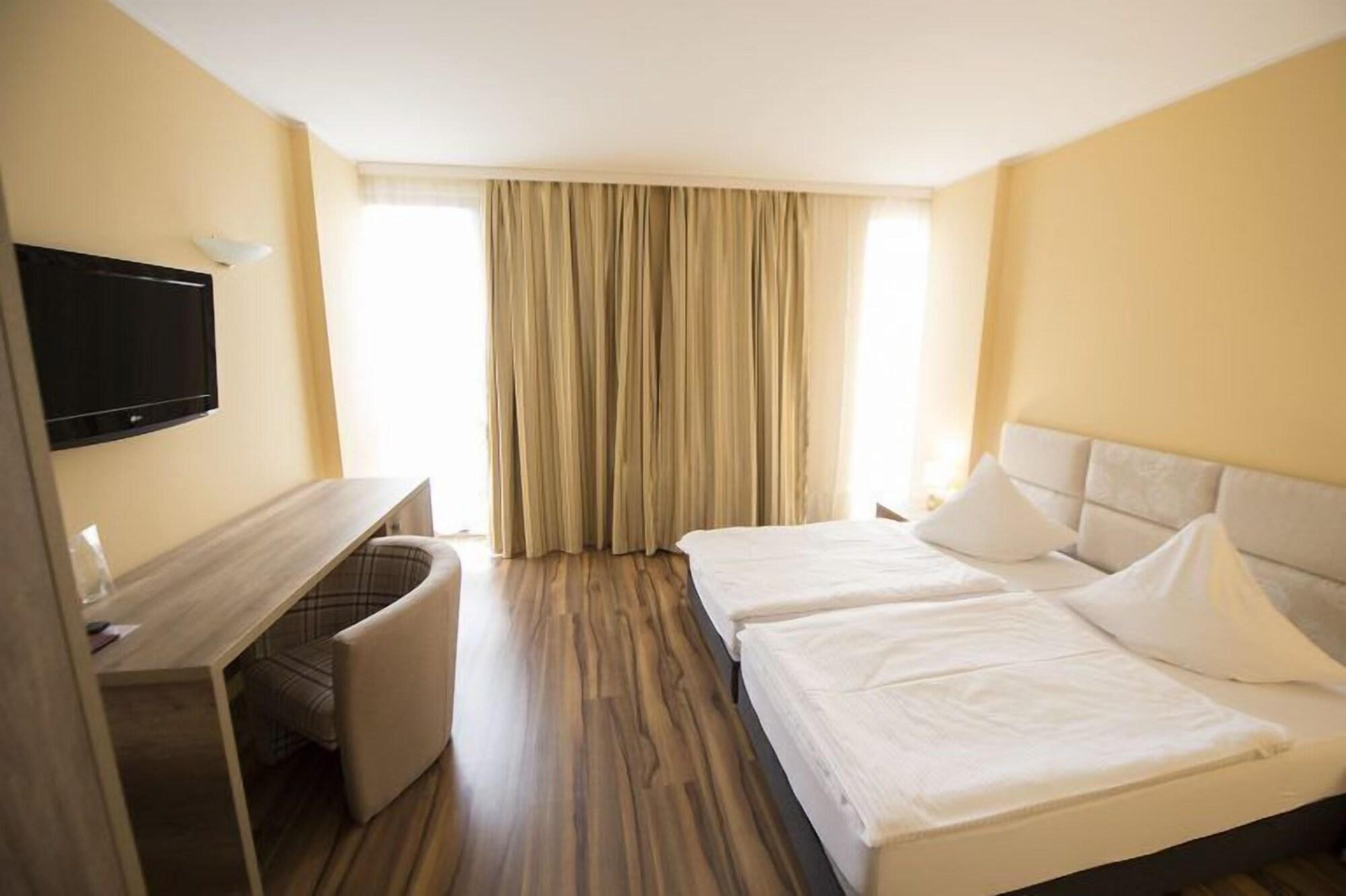 Hotel Perla D'Oro تيميشورا المظهر الخارجي الصورة