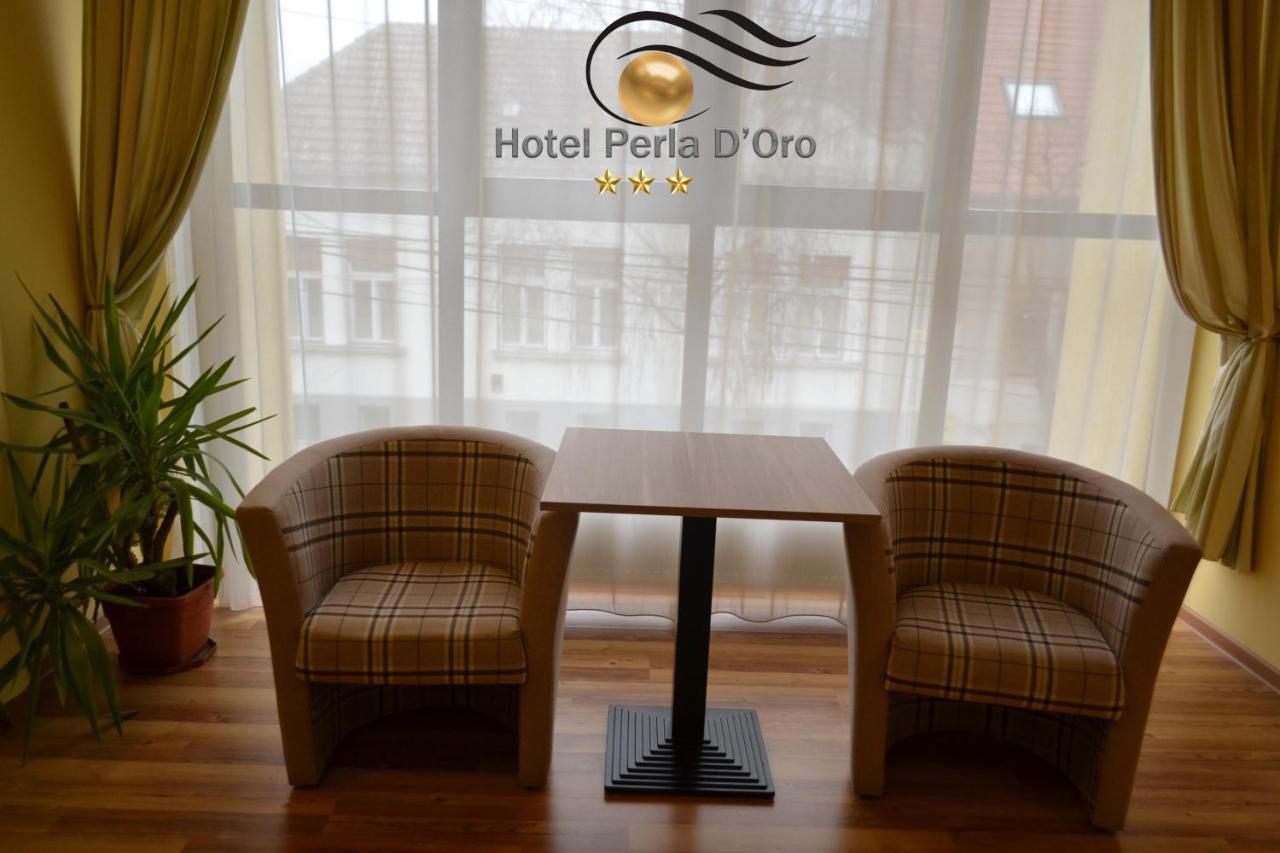 تيميشورا Hotel Perla D'Oro المظهر الخارجي الصورة