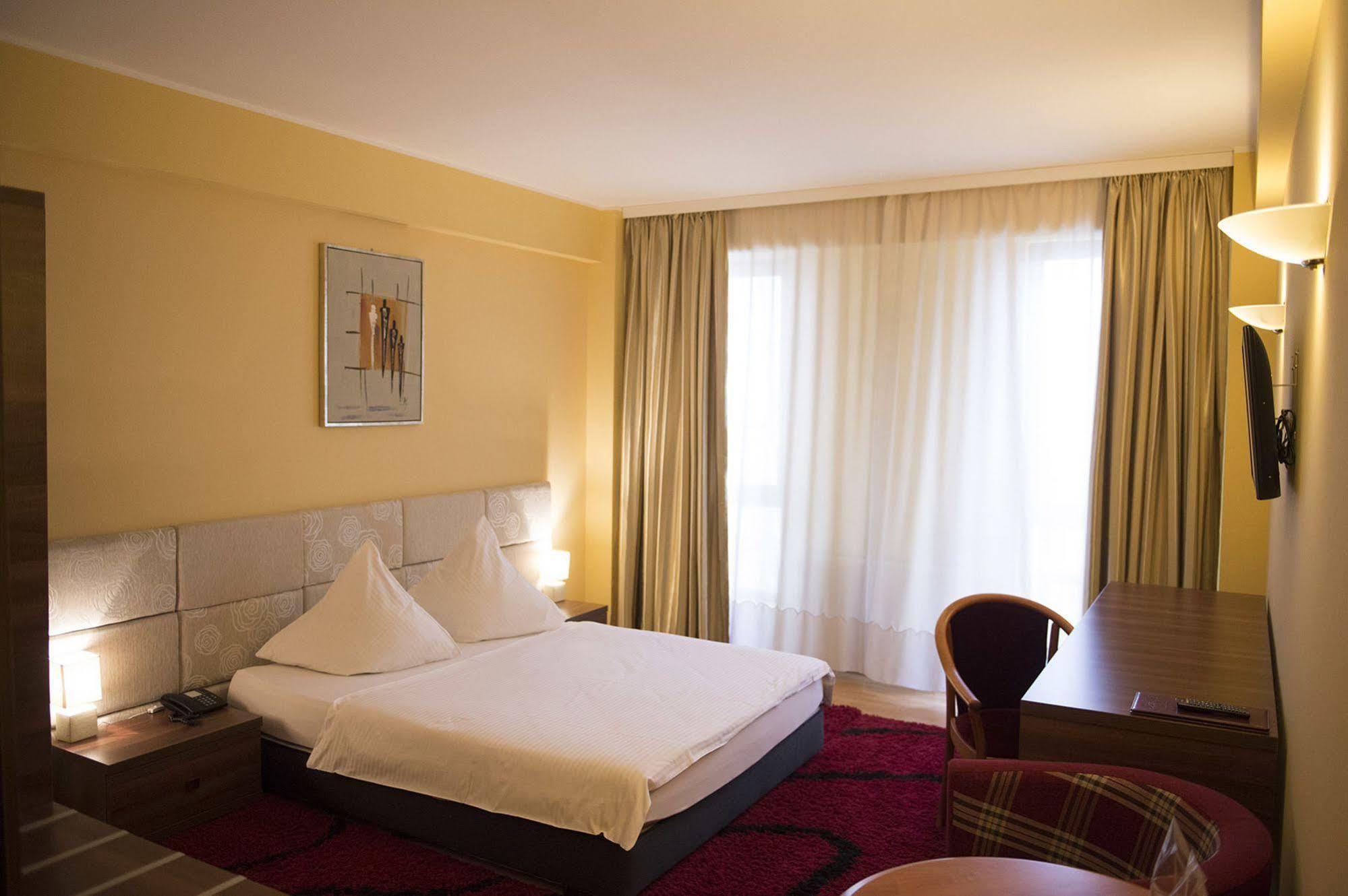 Hotel Perla D'Oro تيميشورا المظهر الخارجي الصورة